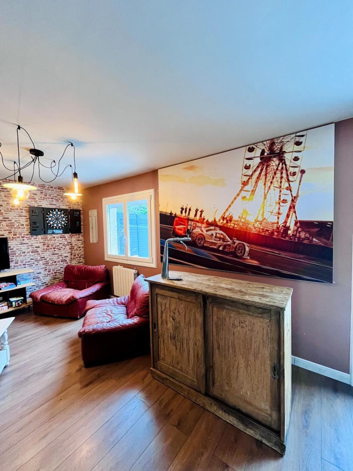 Villa Man Cave à Le Mans Extérieur photo